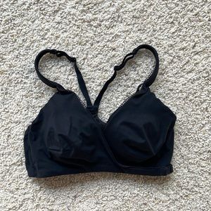Victoria’s Secret Sport Crossover Black Sports Bra - 32C